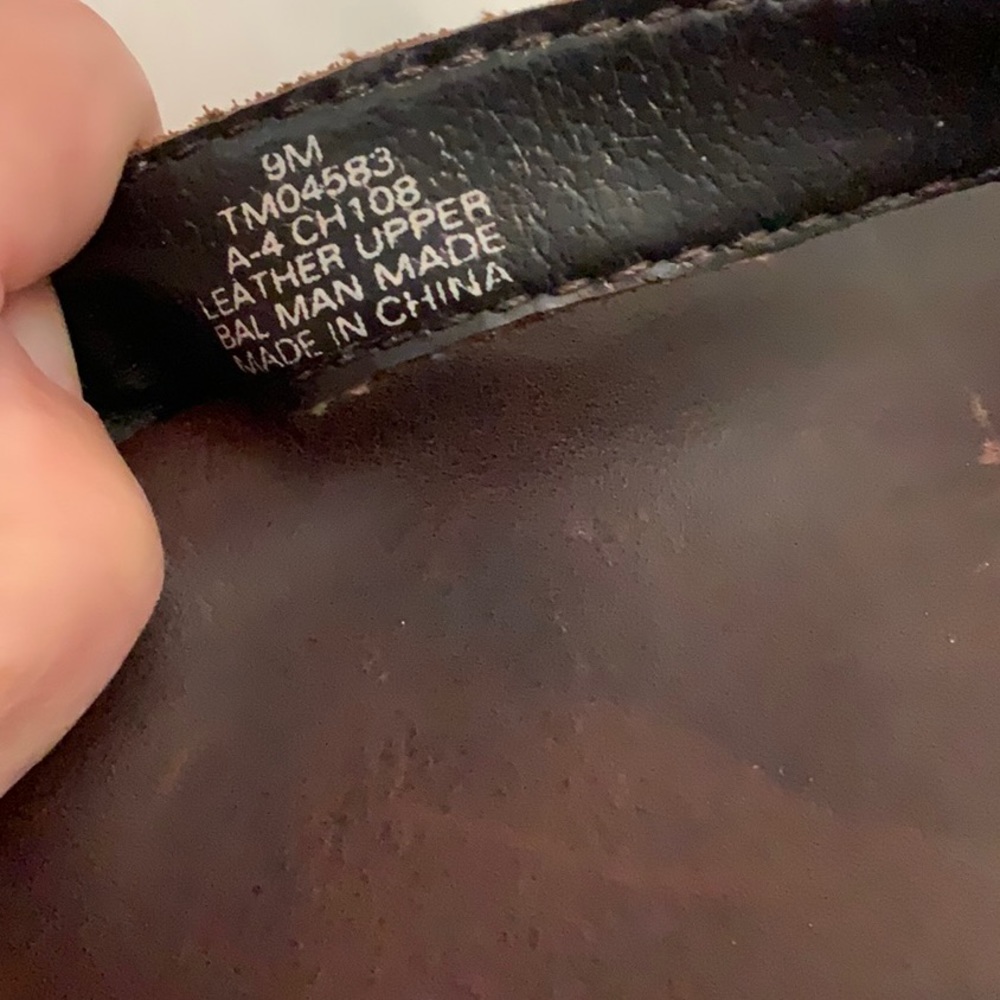 🩴TOMMY HILFIGER Men’s thong sandals🩴 medium brown leather. Size 9M - Picture 10 of 10